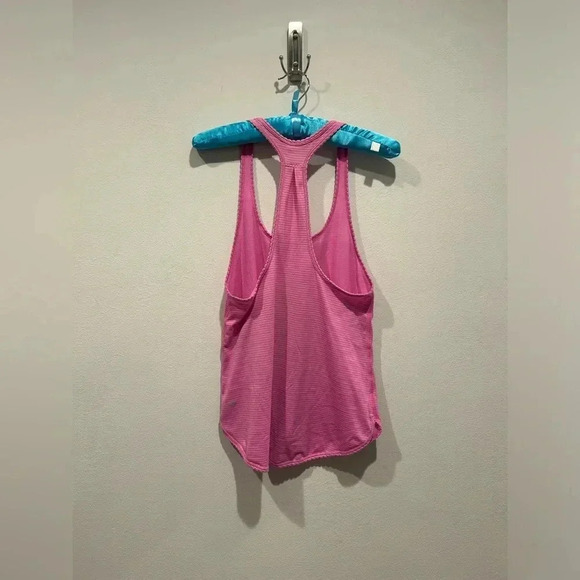 LULULEMON Pink Racerback Tank Top / Size: No tag, fits like a 6 - Picture 3 of 5